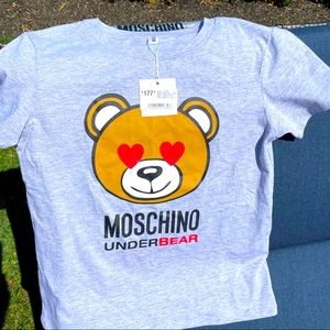 Ladies small soft cotton Moschino teddy bear 🧸 T-Shirt. NWT’s